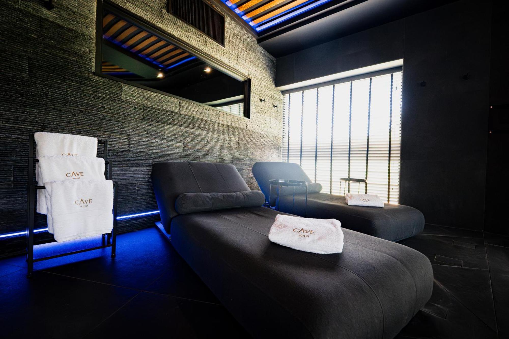 Cave Hotel & Golf Resort Faversham Extérieur photo