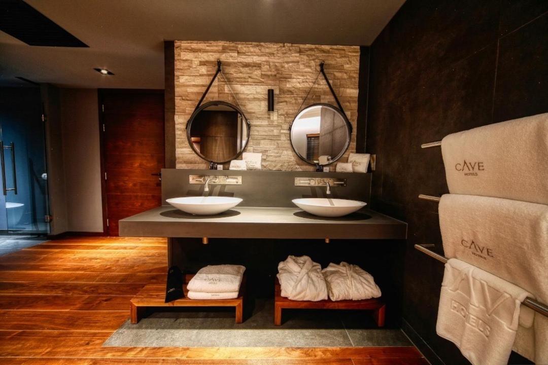 Cave Hotel & Golf Resort Faversham Extérieur photo