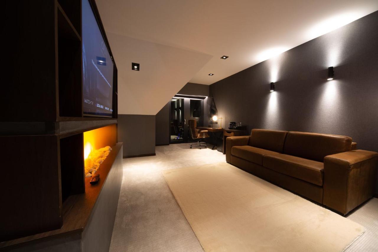Cave Hotel & Golf Resort Faversham Extérieur photo